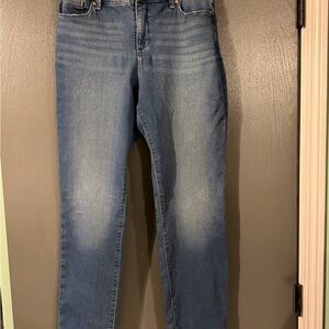 Bandolino Women’s Straight-leg Denim Jeans in a Dark Wash